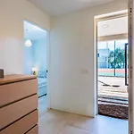 Am-4 8 Pax Holiday home *